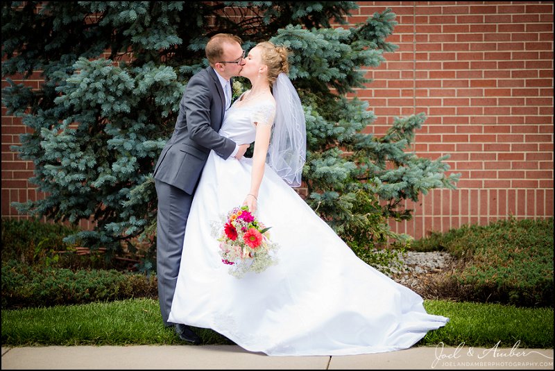 Colorful and Classy DIY Wedding in Lincoln and Nebraska State Capitol Building, Nebraska - Nebraska Wedding Photography_0288