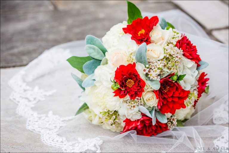 11 Things To Do With Leftover Wedding Flowers, Food, and Decor Joel