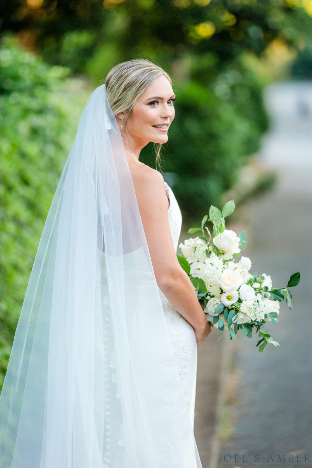 Lindsey // Twickenham Historic District Bridal Session | Joel and Amber ...