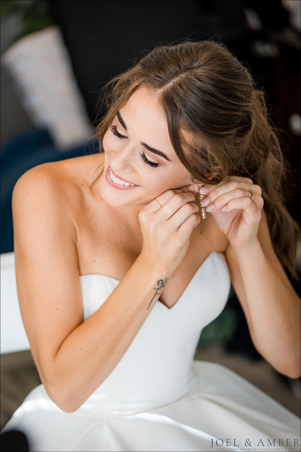 Kayla & Connor // Dove Creek Farm Wedding Joel and Amber Photography