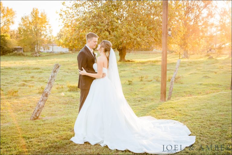 Kayla & Connor // Dove Creek Farm Wedding Joel and Amber Photography