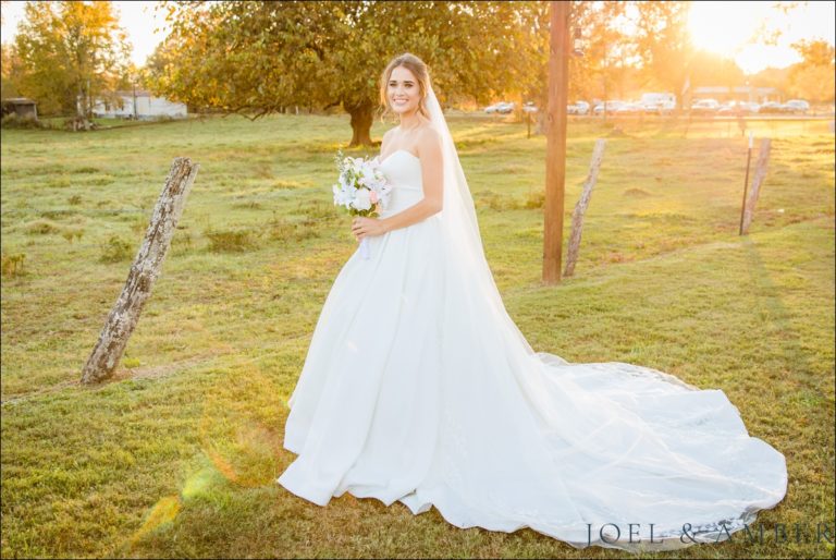 Kayla & Connor // Dove Creek Farm Wedding Joel and Amber Photography