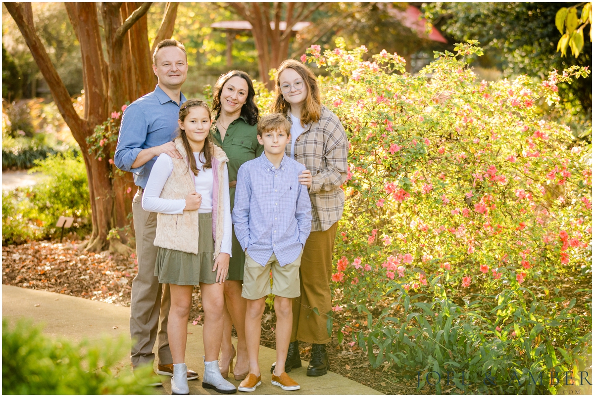 Fall family mini session at Huntsville Botanical Garden