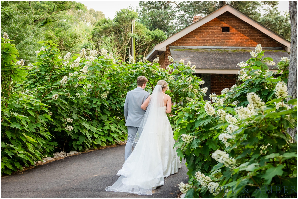 White and Blue Summer Wedding at Creekside at Collier's End