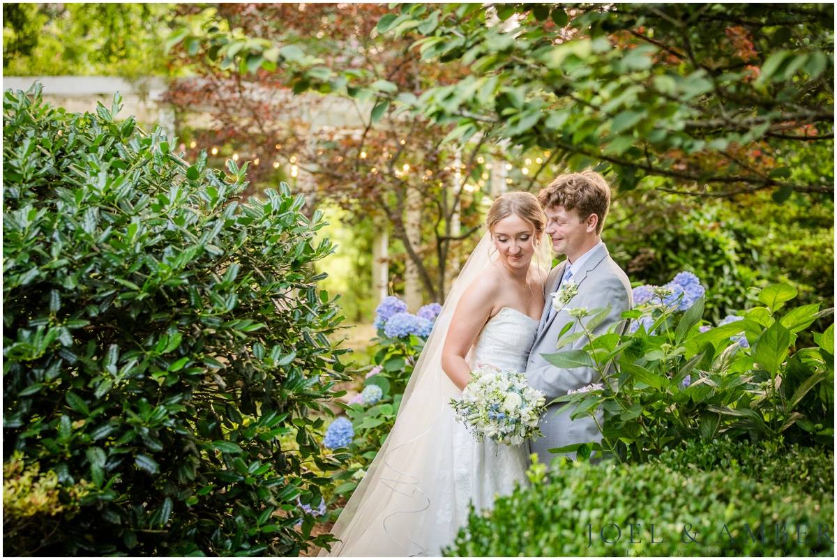 White and Blue Summer Wedding at Creekside at Collier's End