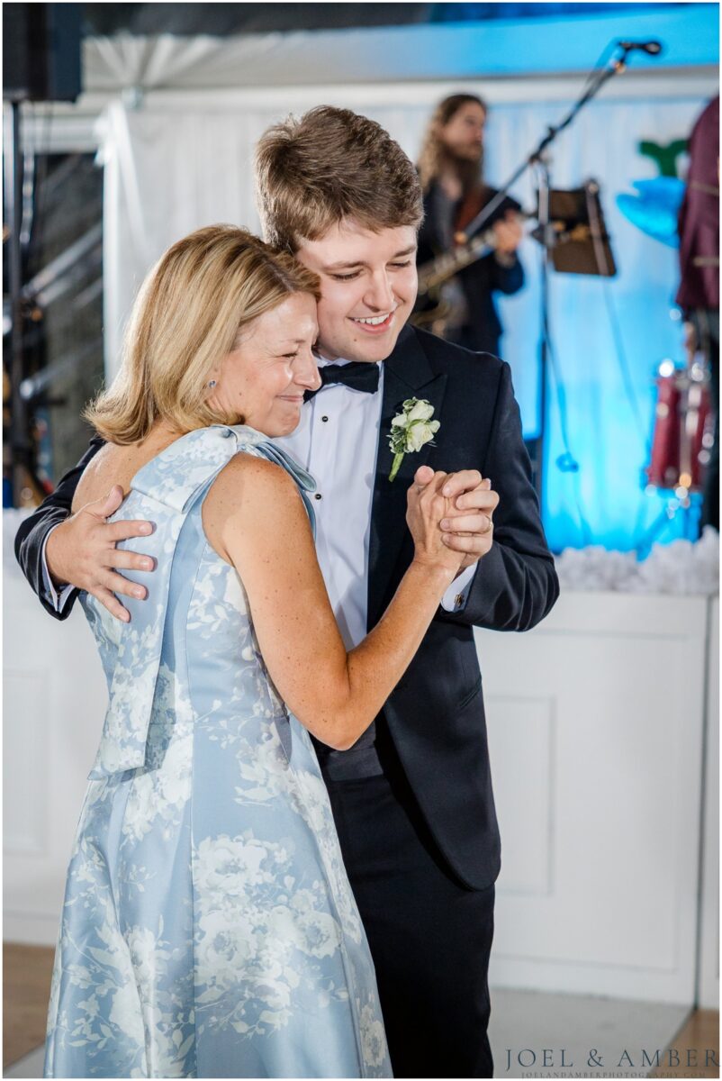 Wedding at The Ledges and Southwood Presbyterian Church