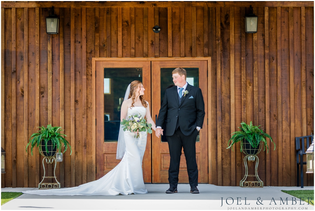 Casey Acres at Chigger Farms Fall Wedding