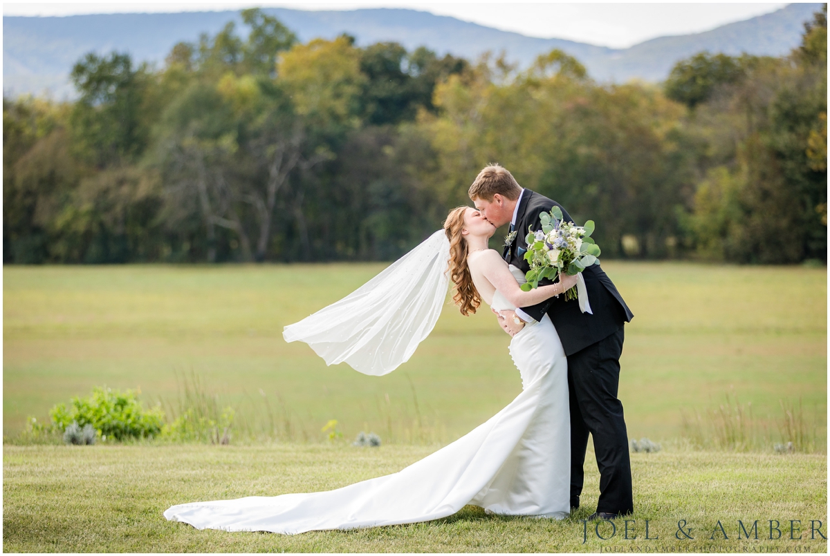 Casey Acres at Chigger Farms Fall Wedding
