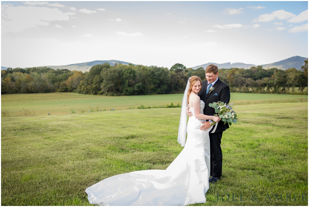 Casey Acres at Chigger Farms Fall Wedding