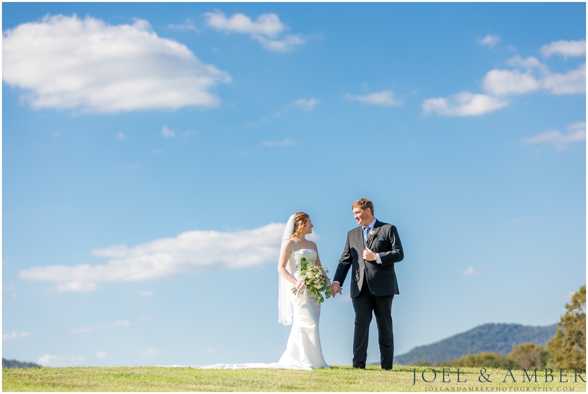 Casey Acres at Chigger Farms Fall Wedding