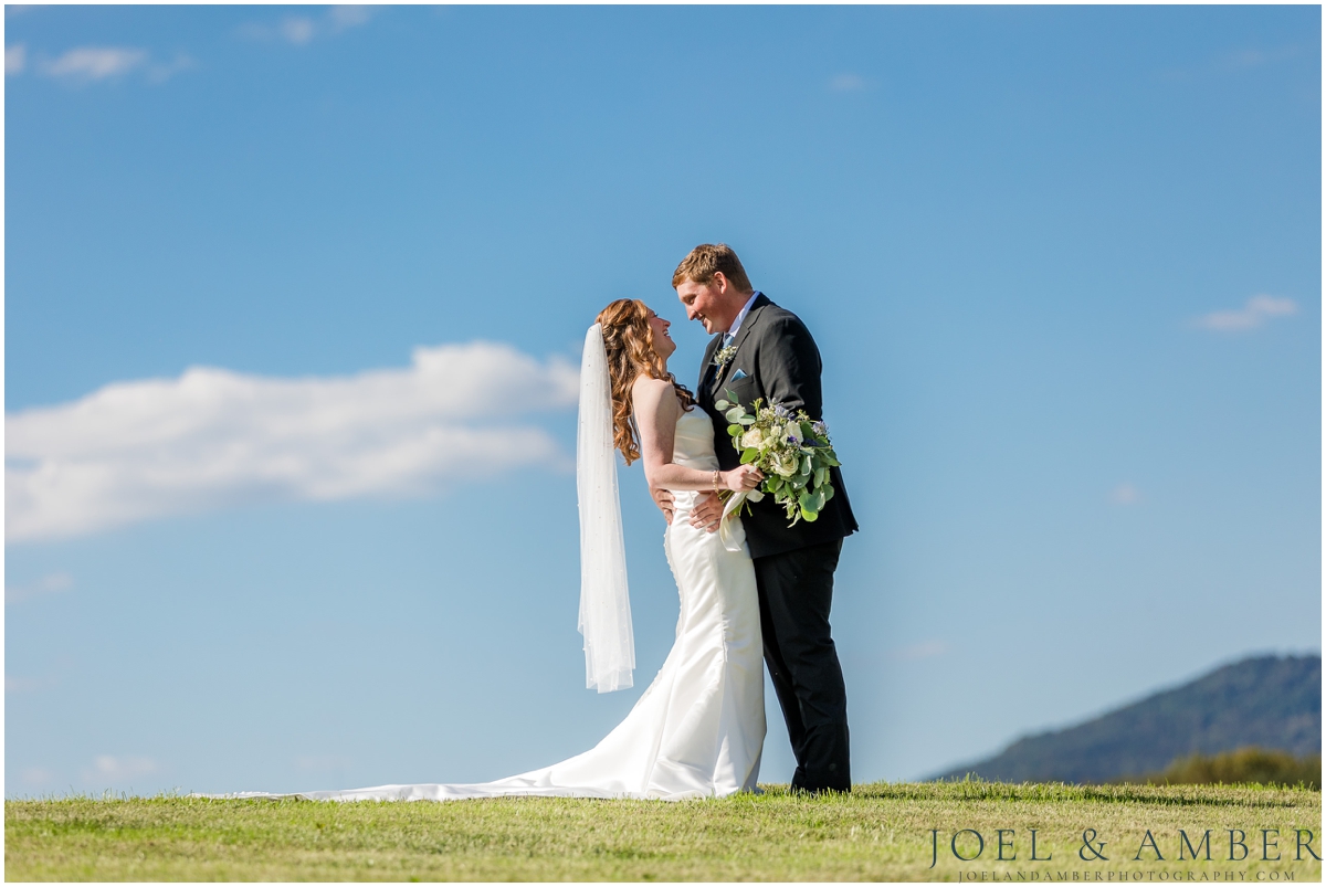 Casey Acres at Chigger Farms Fall Wedding
