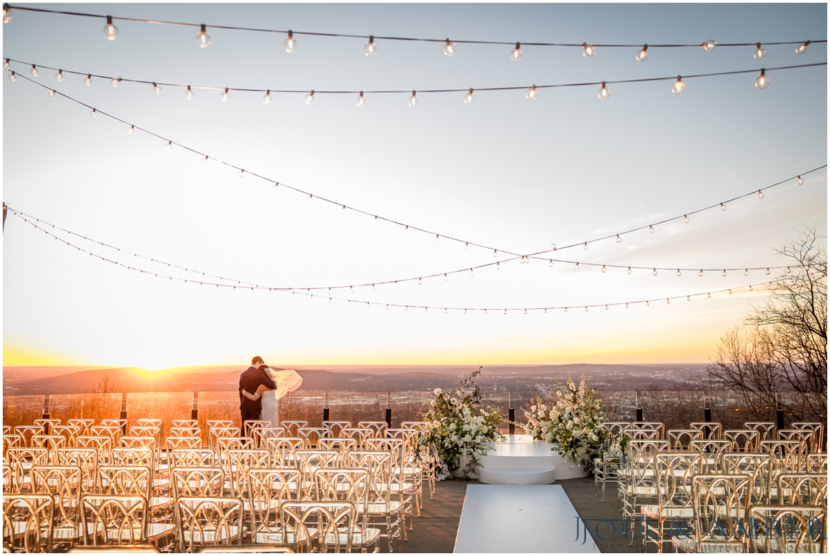 Blue and White Winter Burritt on the Mountain Wedding