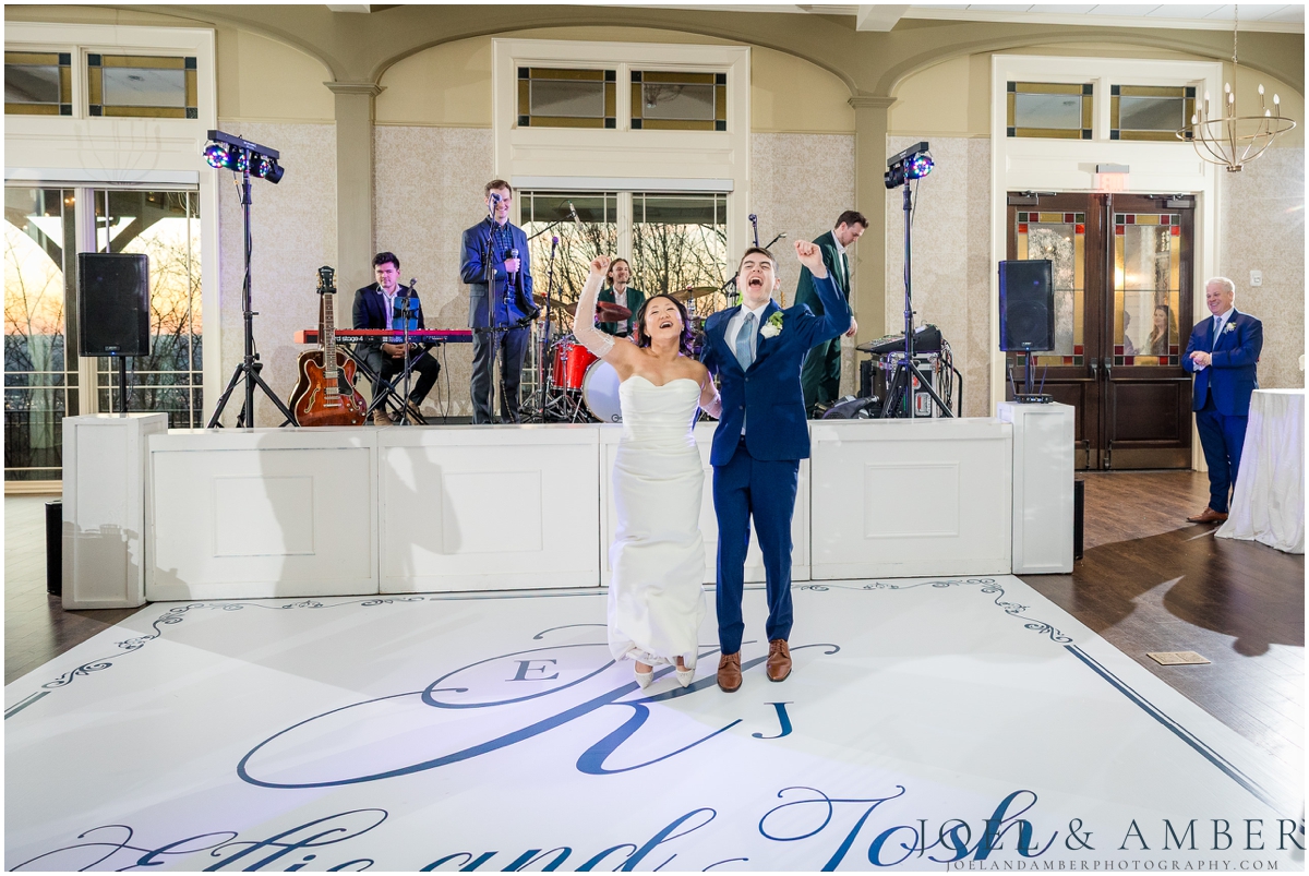 Blue and White Winter Burritt on the Mountain Wedding