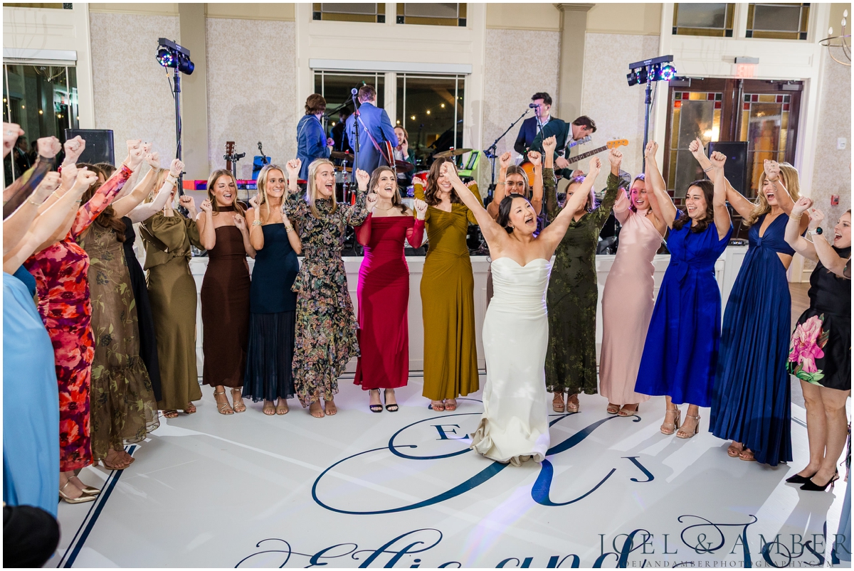 Blue and White Winter Burritt on the Mountain Wedding