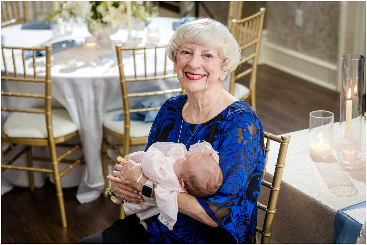Blue and White Winter Burritt on the Mountain Wedding