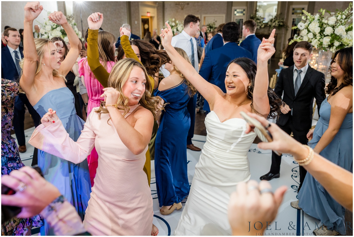 Blue and White Winter Burritt on the Mountain Wedding