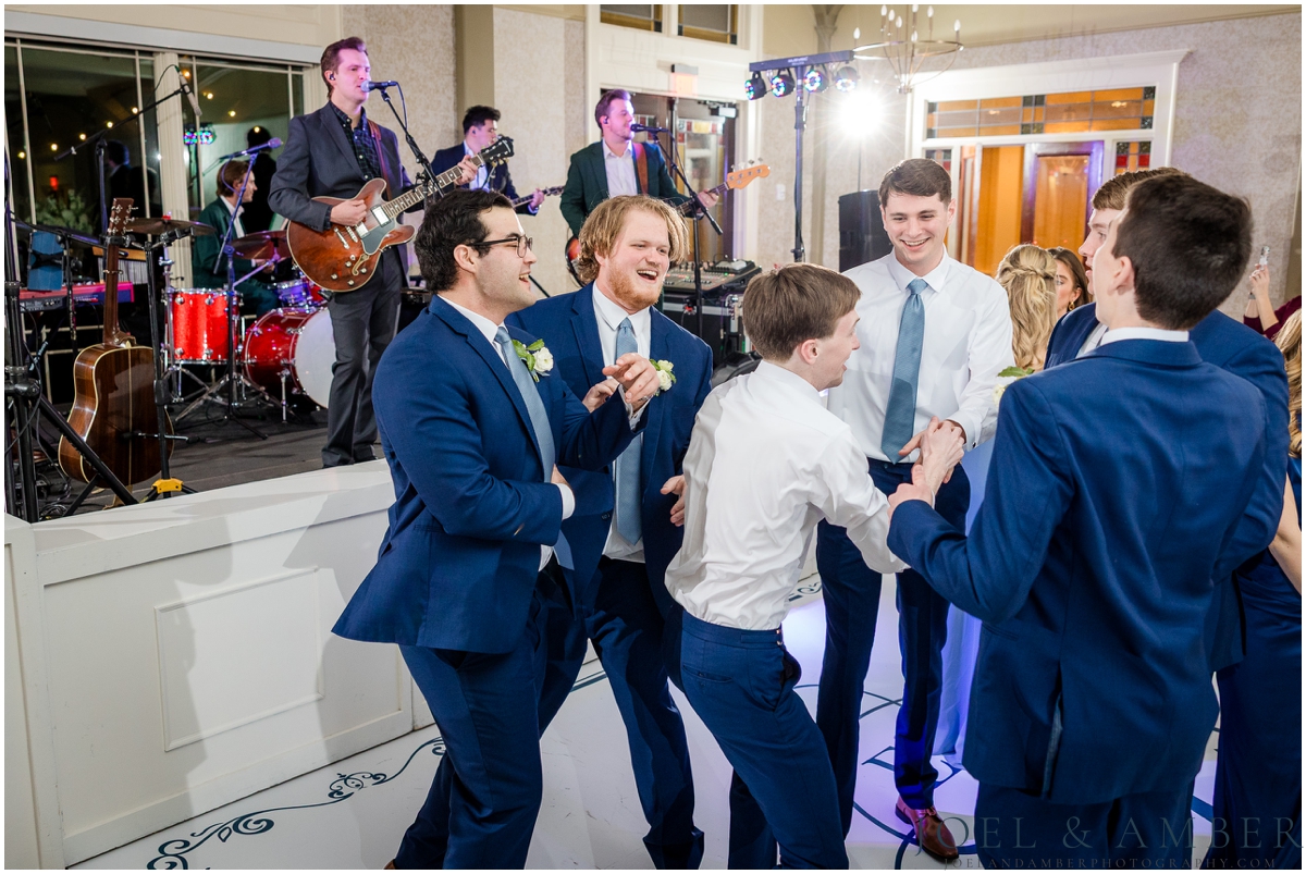 Blue and White Winter Burritt on the Mountain Wedding