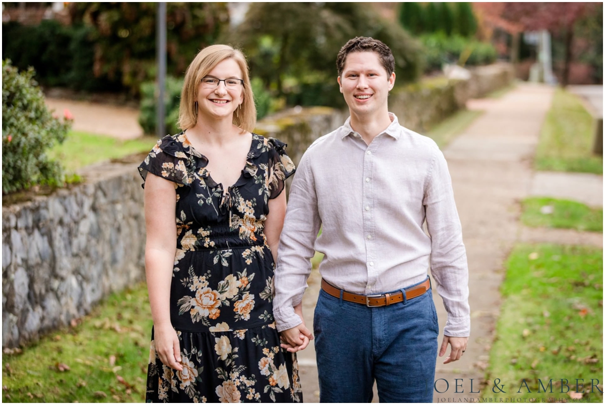 Downtown Twickenham district fall family mini sessions