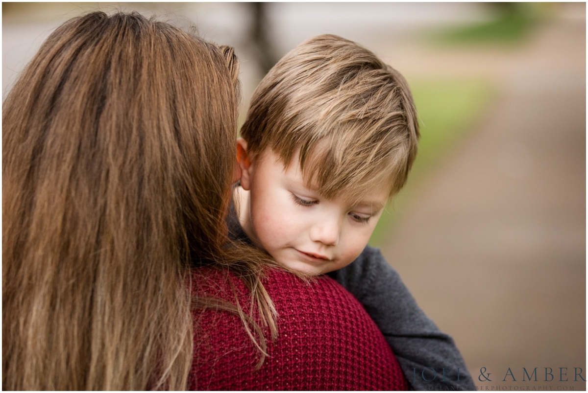 Downtown Twickenham district fall family mini sessions