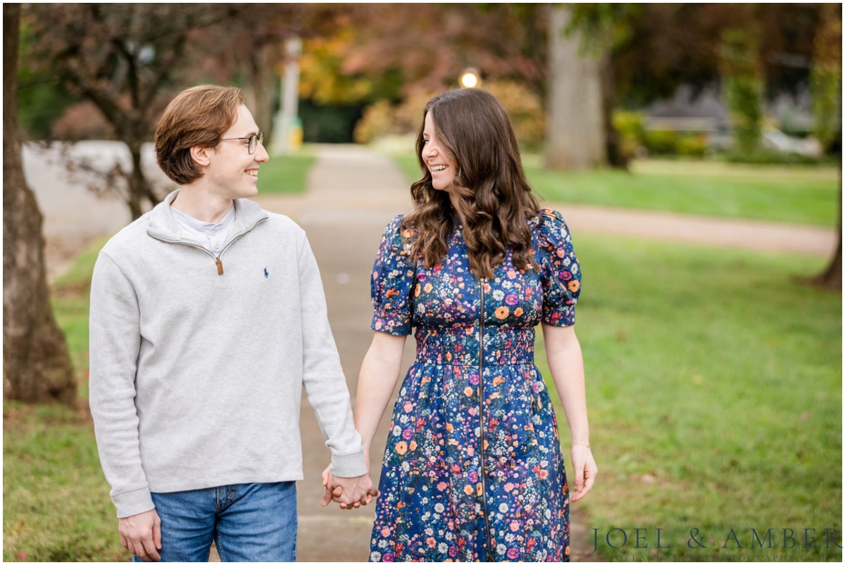 Downtown Twickenham district fall family mini sessions