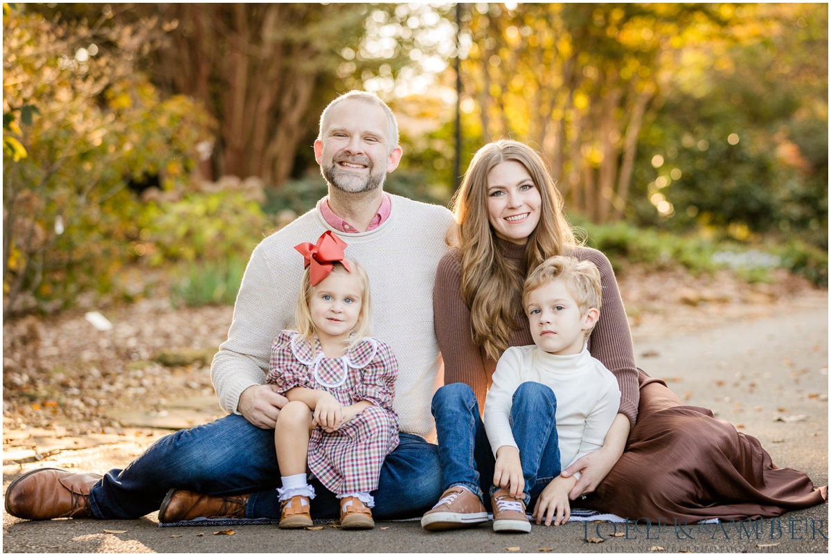 Huntsville Botanical Garden fall family mini session