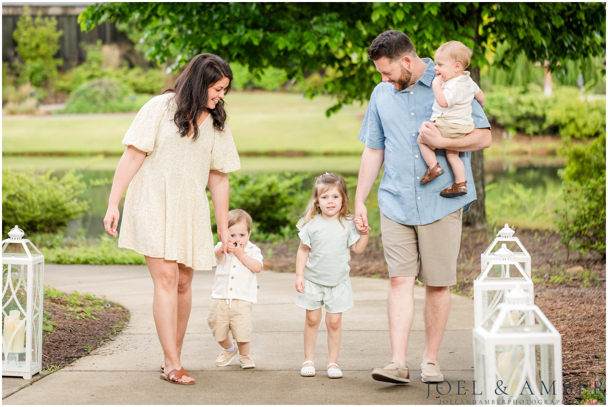 Family session at Huntsville Botanical Garden