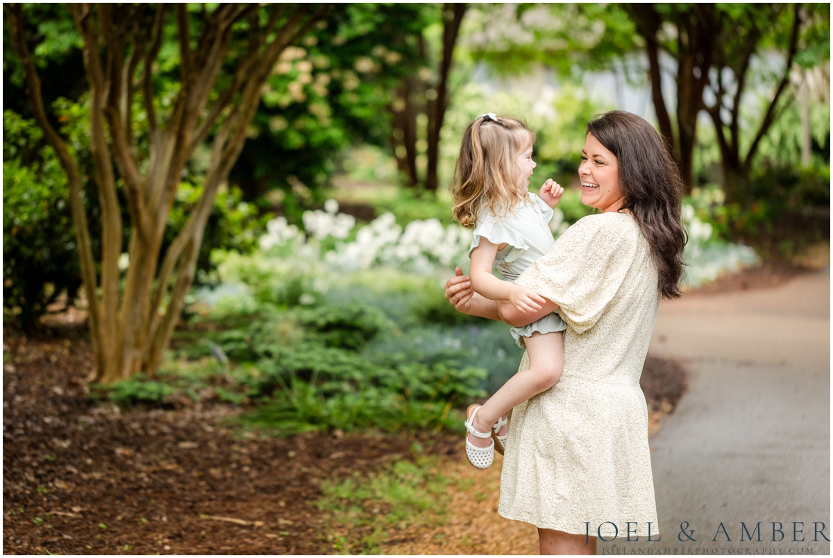 Family session at Huntsville Botanical Garden